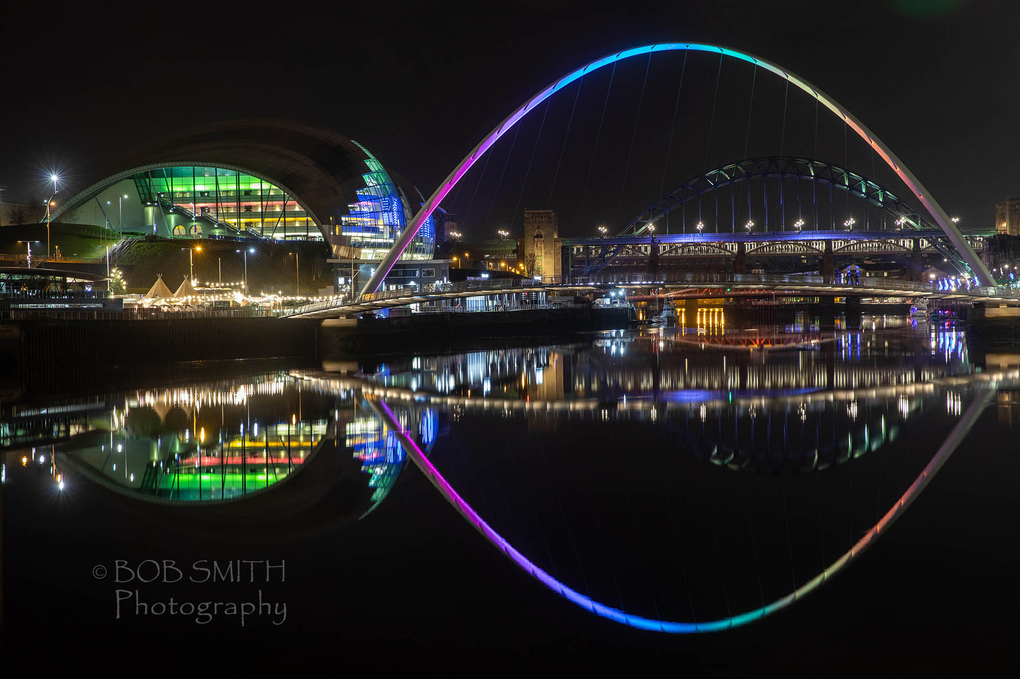 The River Tyne by night at Newcastle.