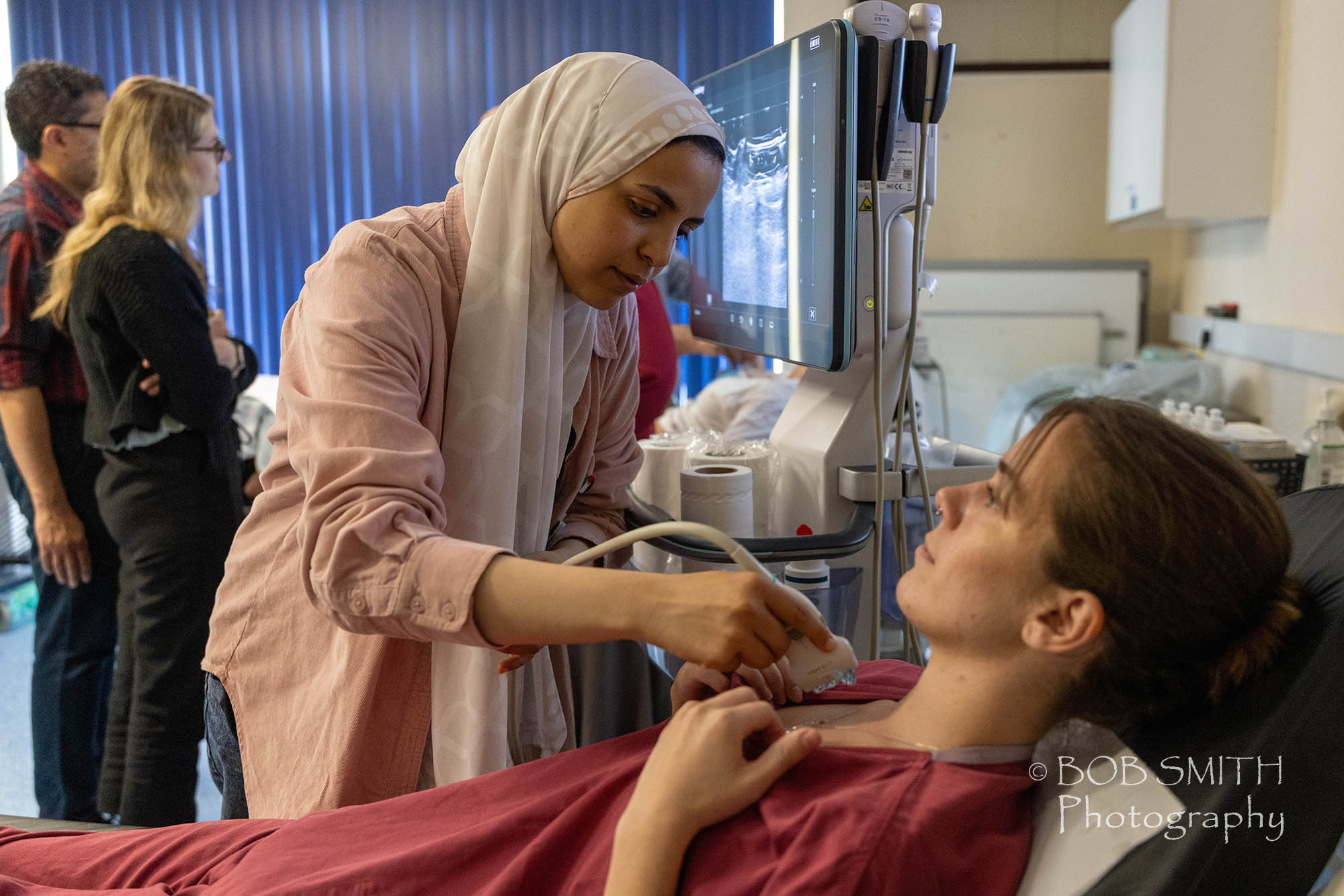 Airedale Hospital doctors undergo training in ultrasound techniques